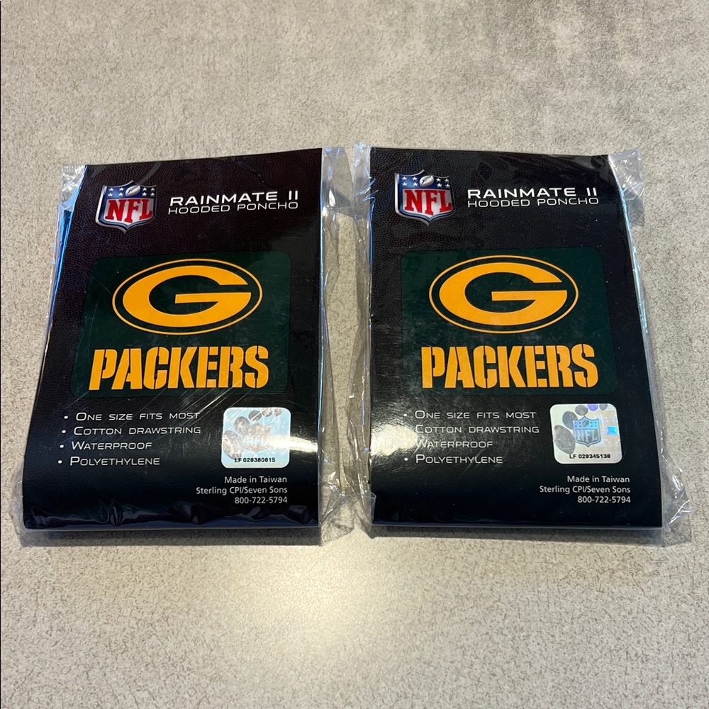 NFL Green Bay Packers Rainmate II Hooded Poncho - Green and Black (2 packages)